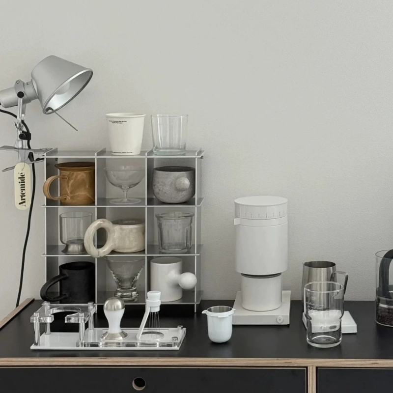Estante Minimalista de Alumini - Kitchen Appliances Holder reseña y precio